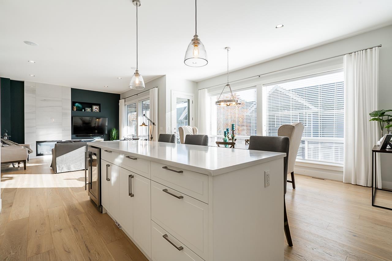 16752 17a Avenue, Surrey, British Columbia  V3Z 0T3 - Photo 8 - R3095643