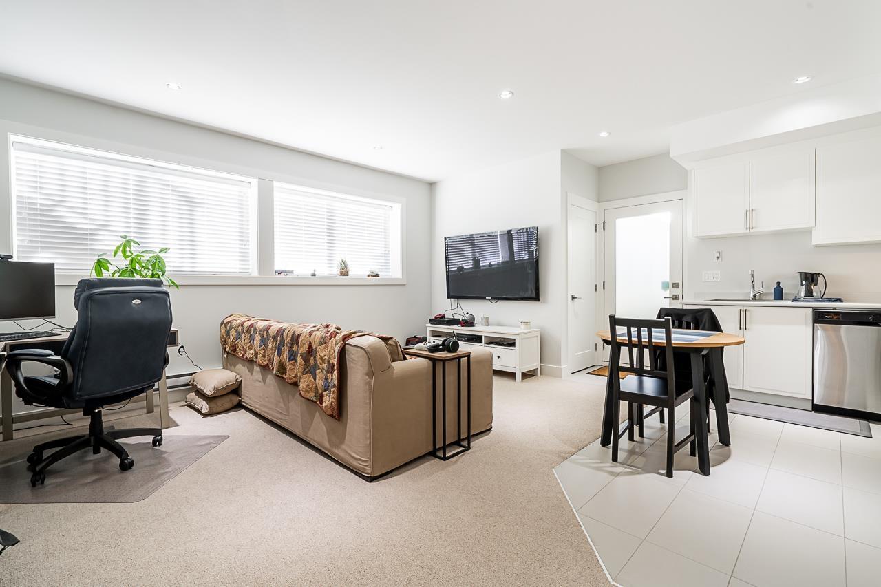 16752 17a Avenue, Surrey, British Columbia  V3Z 0T3 - Photo 31 - R3095643