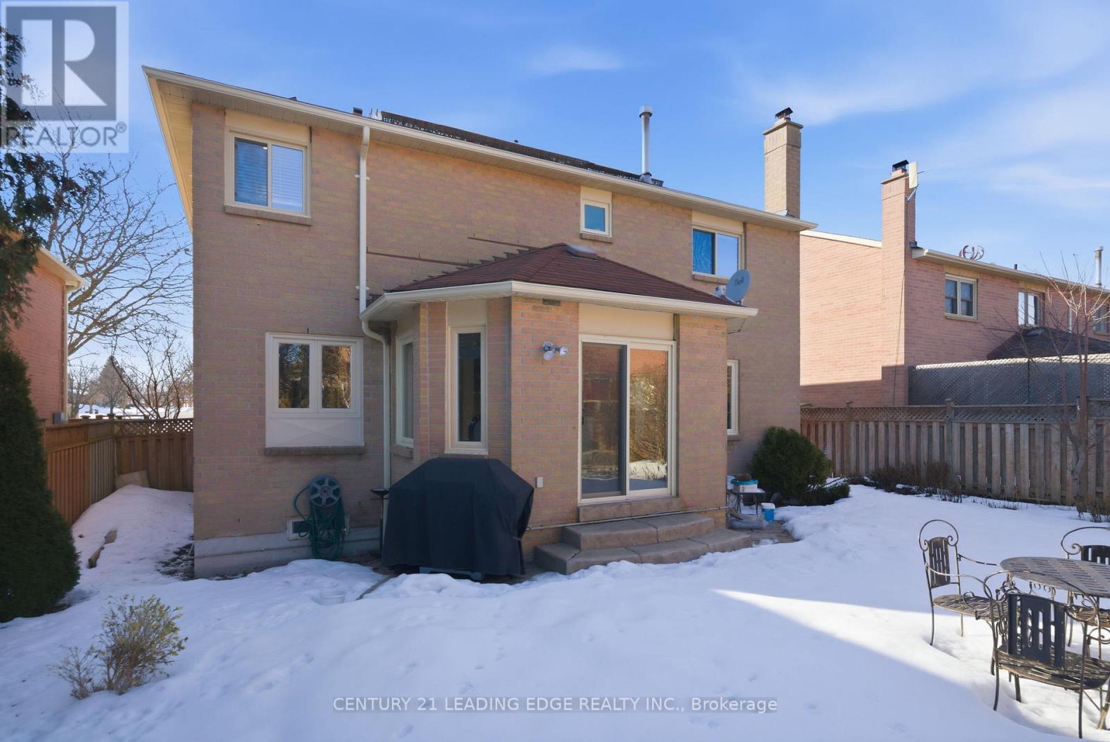 65 Forest Heights Street, Whitby, Ontario  L1R 1X4 - Photo 31 - E12850412