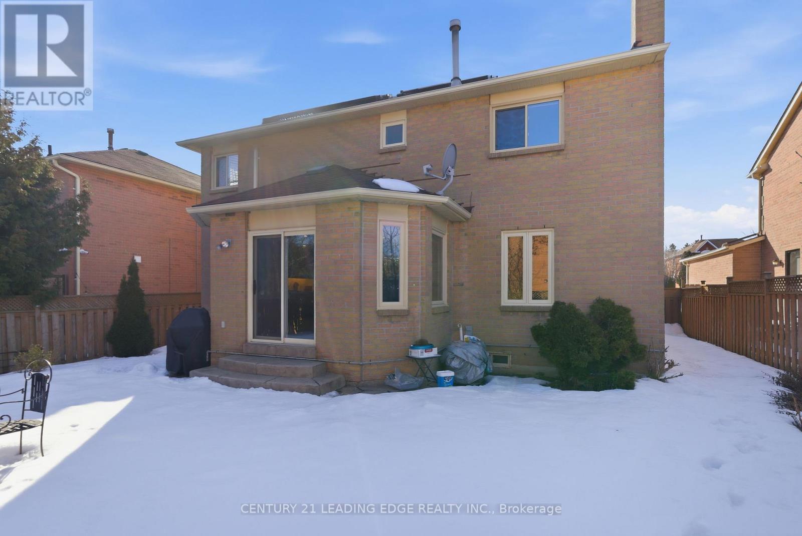 65 Forest Heights Street, Whitby, Ontario  L1R 1X4 - Photo 33 - E12850412