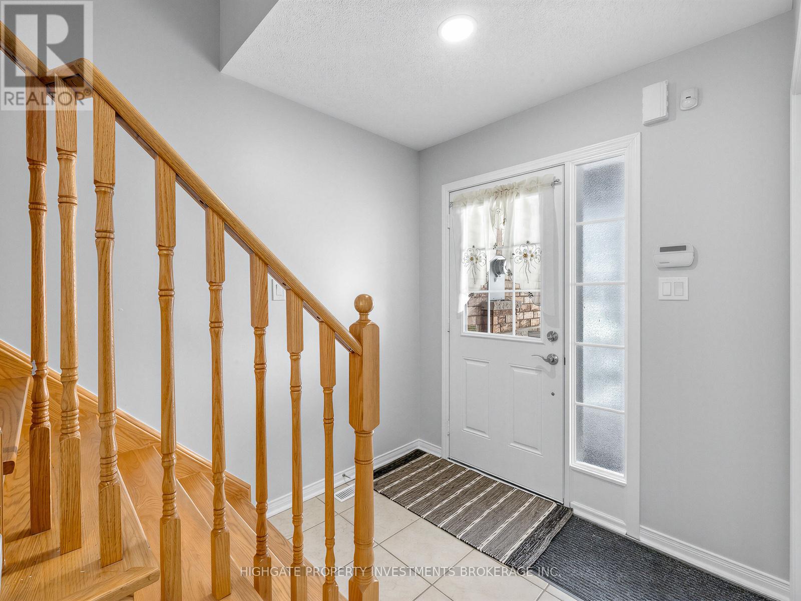 55 Todhunter Crescent, Ajax, Ontario  L1Z 0J9 - Photo 3 - E12850442