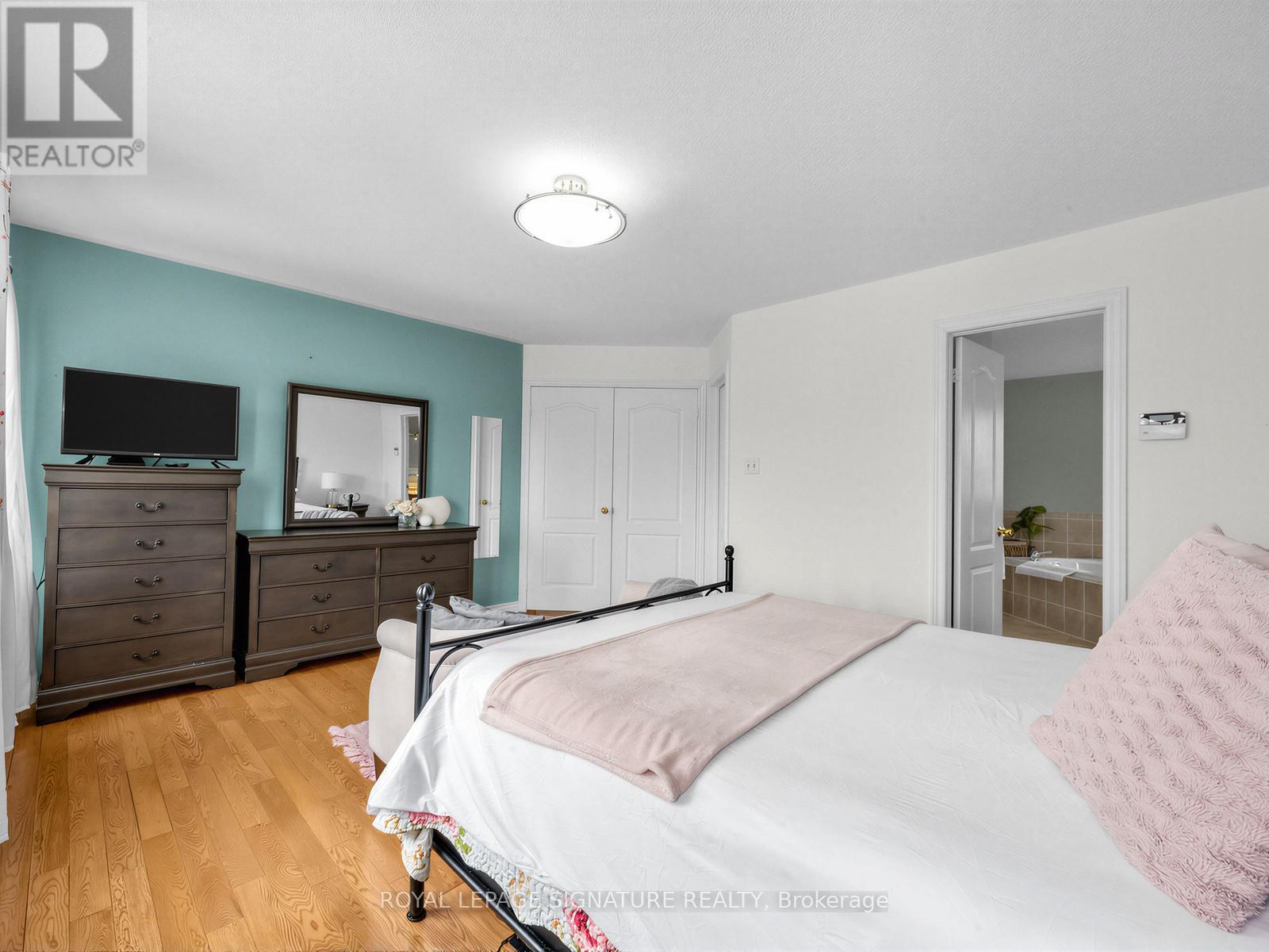 30 Root Crescent, Ajax, Ontario  L1T 4J8 - Photo 13 - E12850472