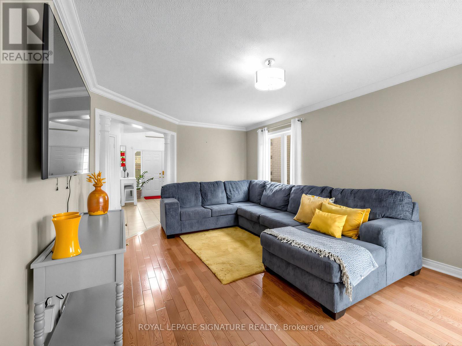 30 Root Crescent, Ajax, Ontario  L1T 4J8 - Photo 24 - E12850472