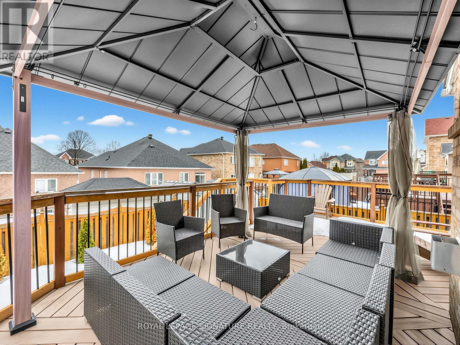 30 Root Crescent, Ajax, Ontario  L1T 4J8 - Photo 31 - E12850472