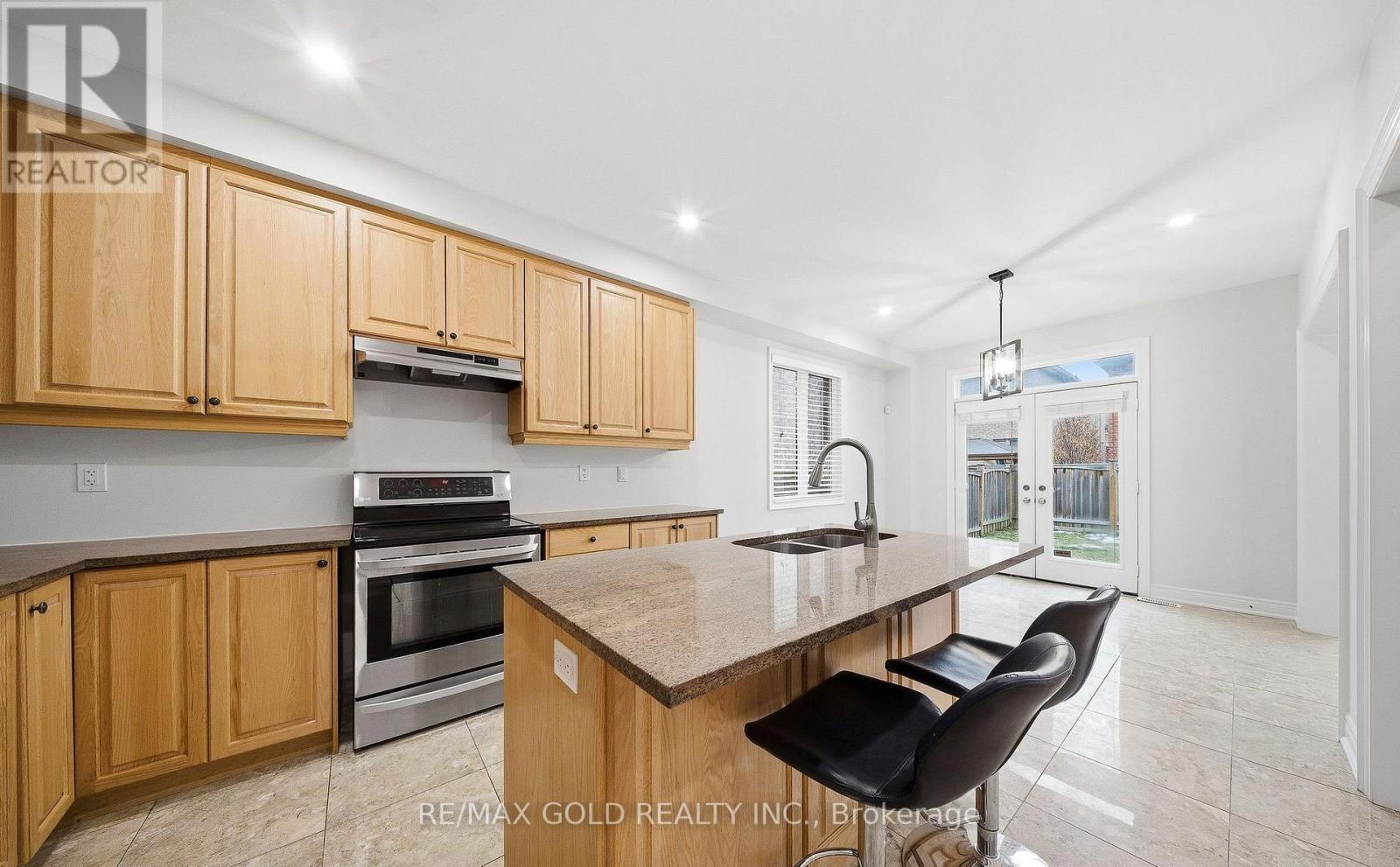 292 Poetry Drive, Vaughan, Ontario  L4H 3W9 - Photo 13 - N12850478