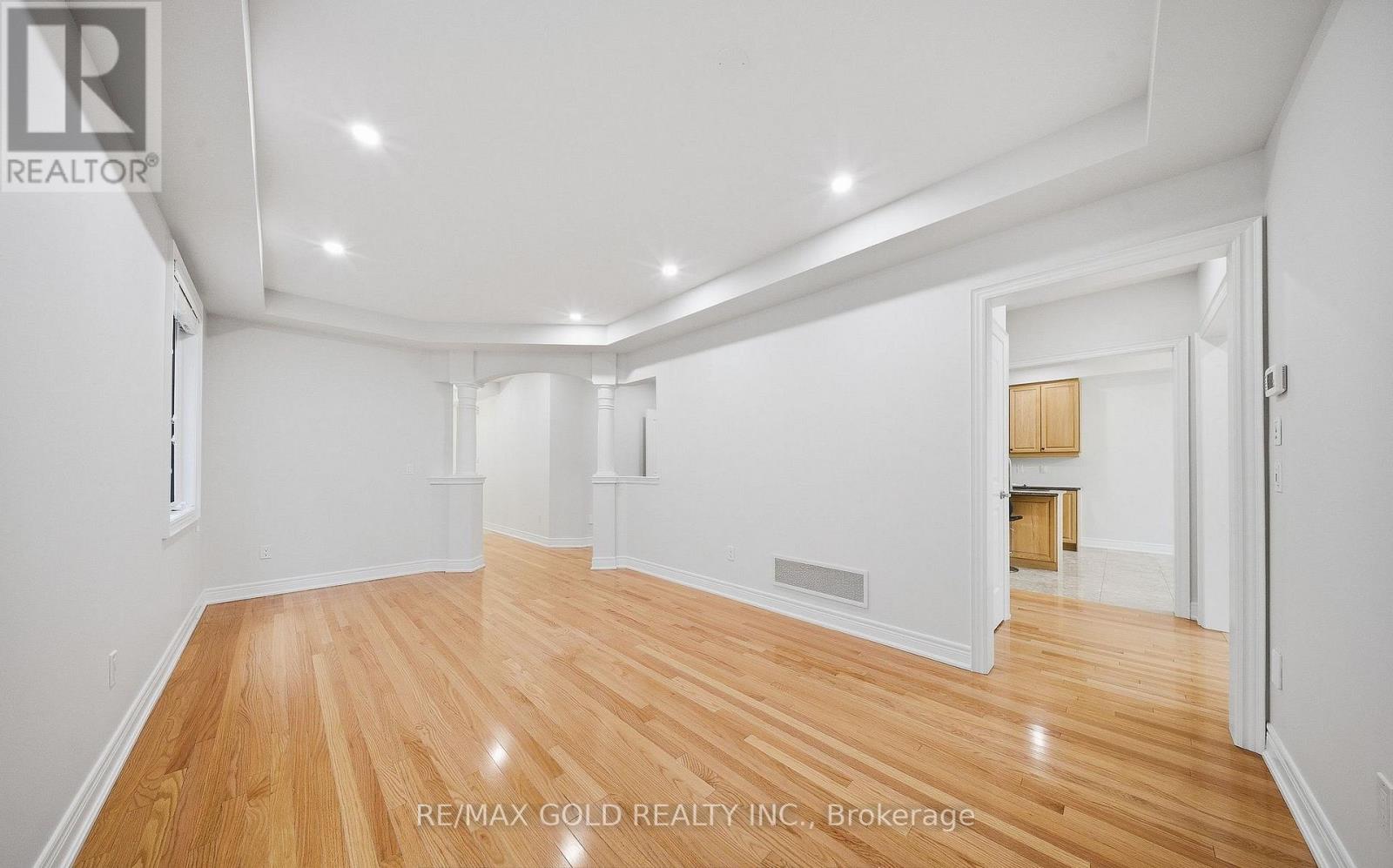 292 Poetry Drive, Vaughan, Ontario  L4H 3W9 - Photo 7 - N12850478