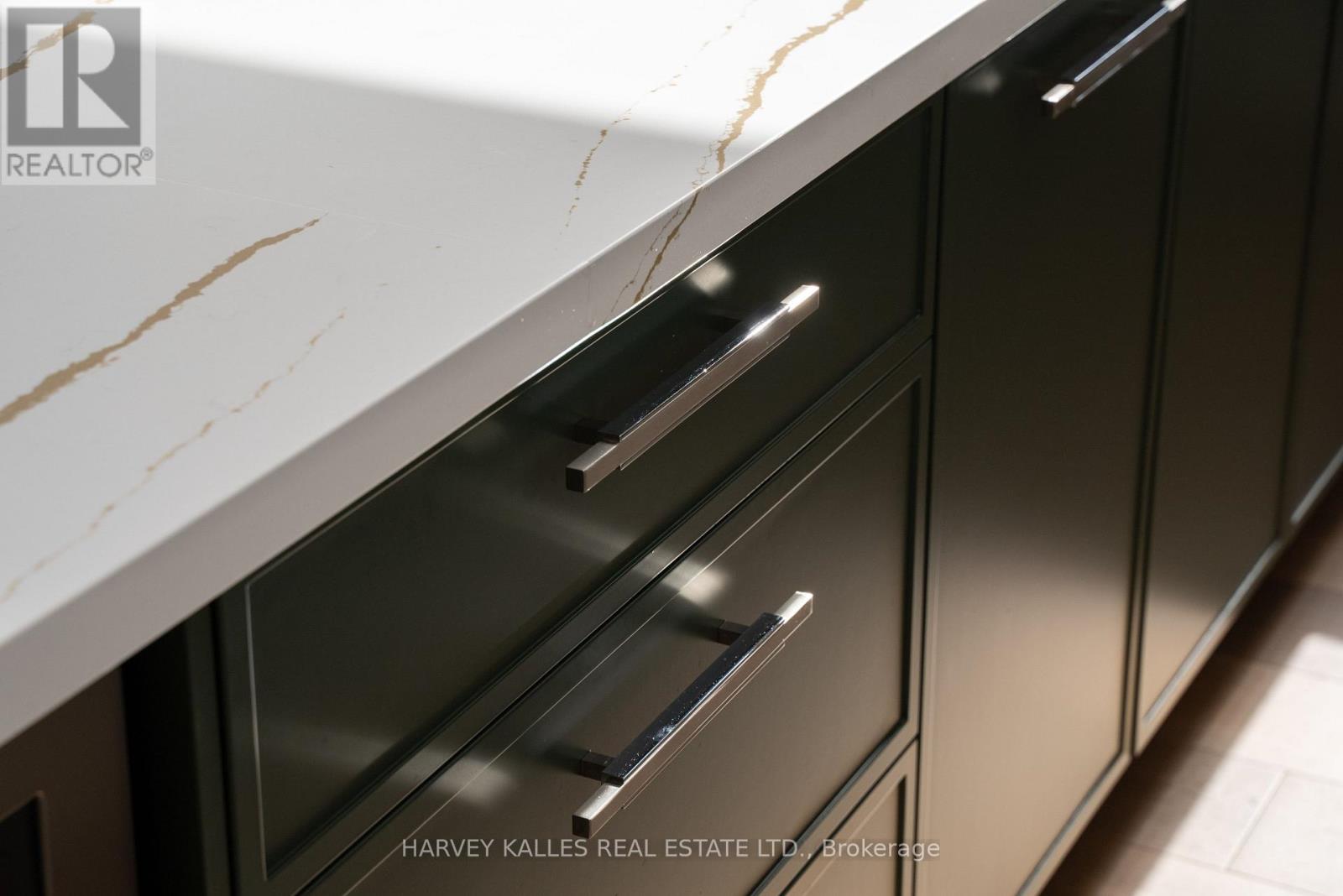 3711 Riva Avenue, Innisfil, Ontario  L9S 0L5 - Photo 27 - N12850504