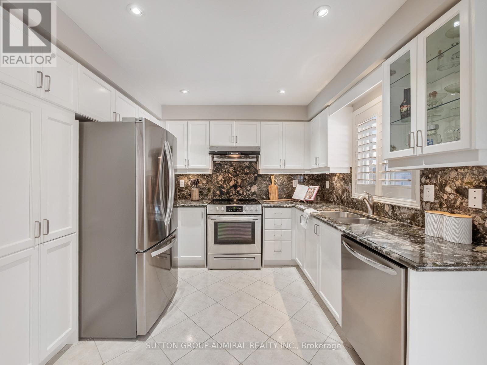 76 Orion Avenue, Vaughan, Ontario L4H 3A1 - Photo 10 - N12850560