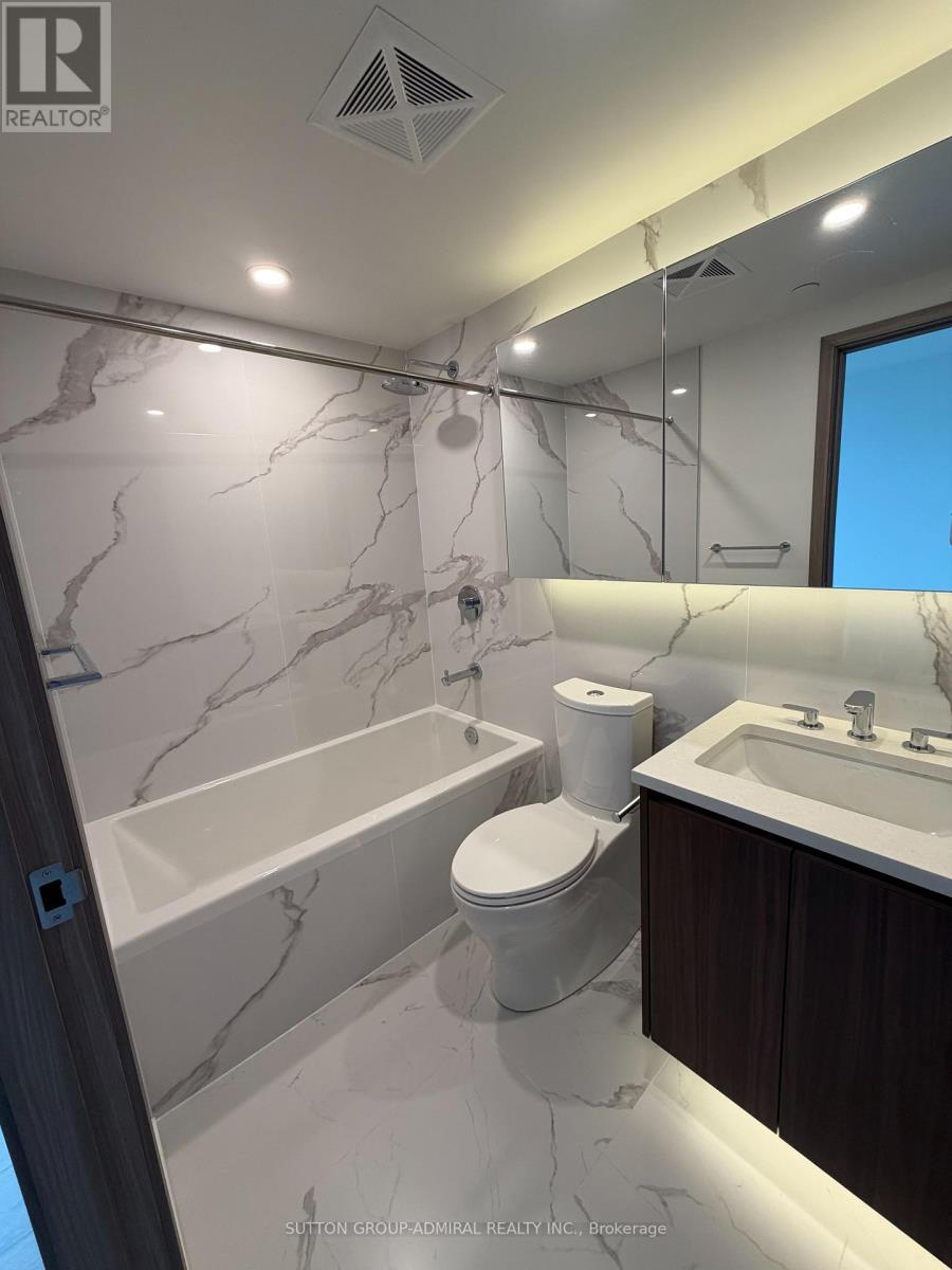 3003 - 3 Concord Cityplace Way, Toronto, Ontario  M5V 0X4 - Photo 11 - C12849466