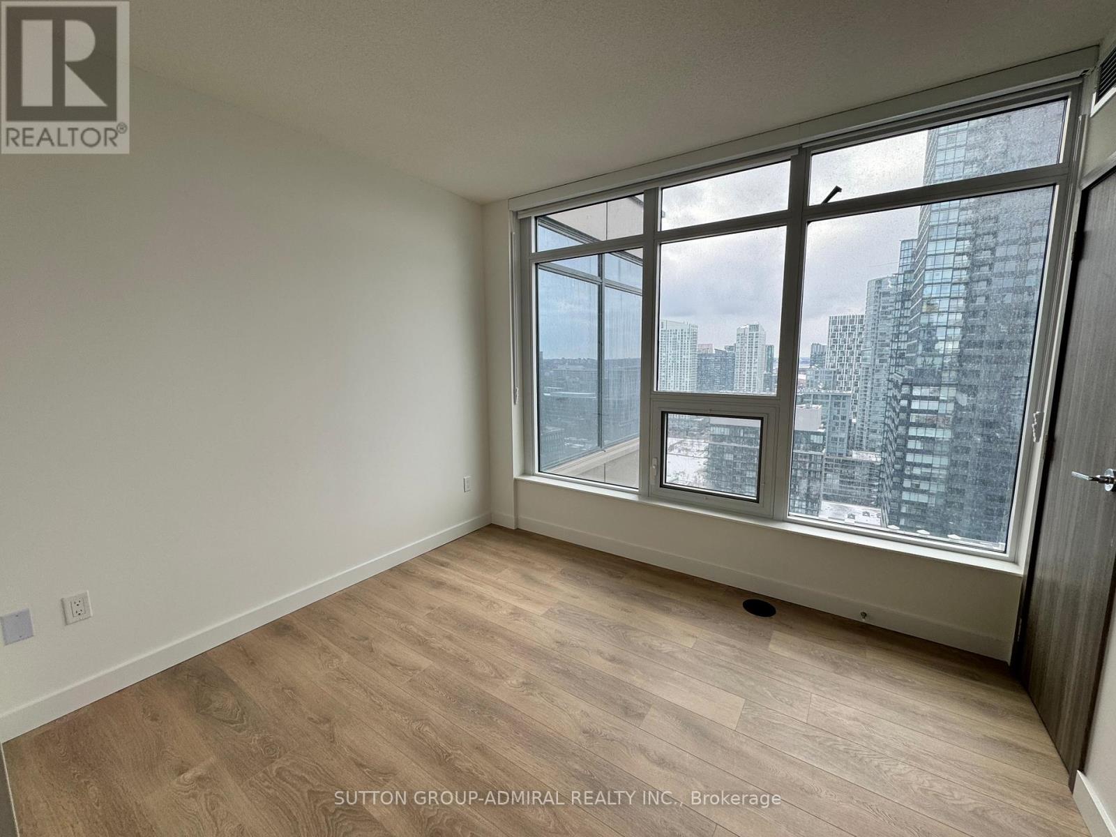 3003 - 3 Concord Cityplace Way, Toronto, Ontario  M5V 0X4 - Photo 6 - C12849466