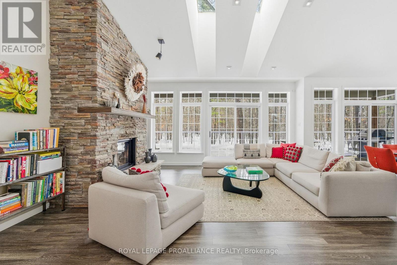 602 Elmbrook Road, Prince Edward County (Sophiasburg Ward), Ontario  K0K 2T0 - Photo 13 - X12821344