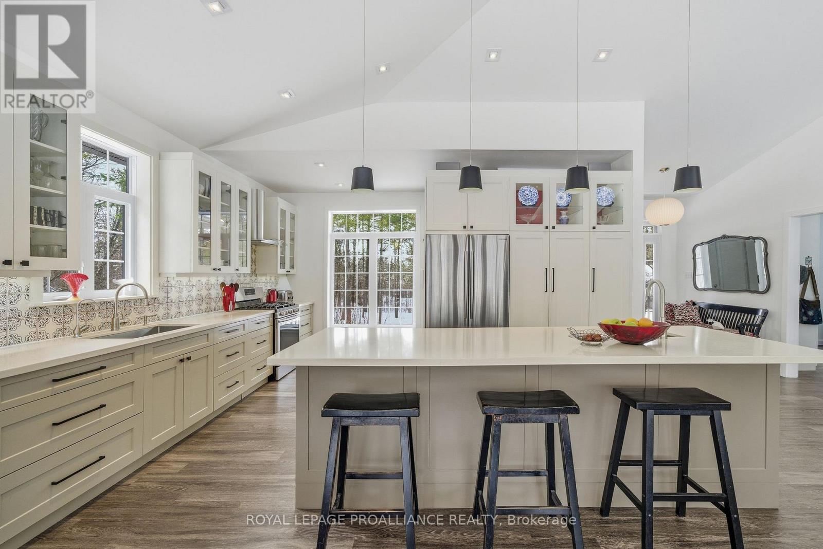 602 Elmbrook Road, Prince Edward County (Sophiasburg Ward), Ontario  K0K 2T0 - Photo 18 - X12821344