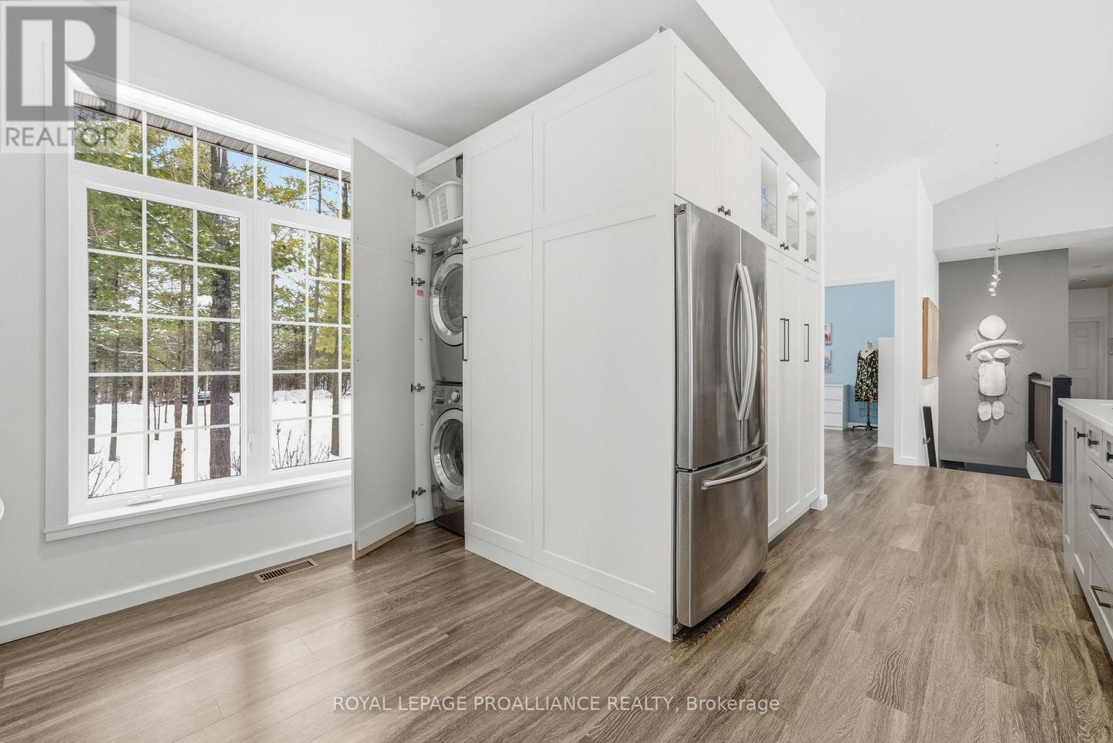 602 Elmbrook Road, Prince Edward County (Sophiasburg Ward), Ontario  K0K 2T0 - Photo 19 - X12821344