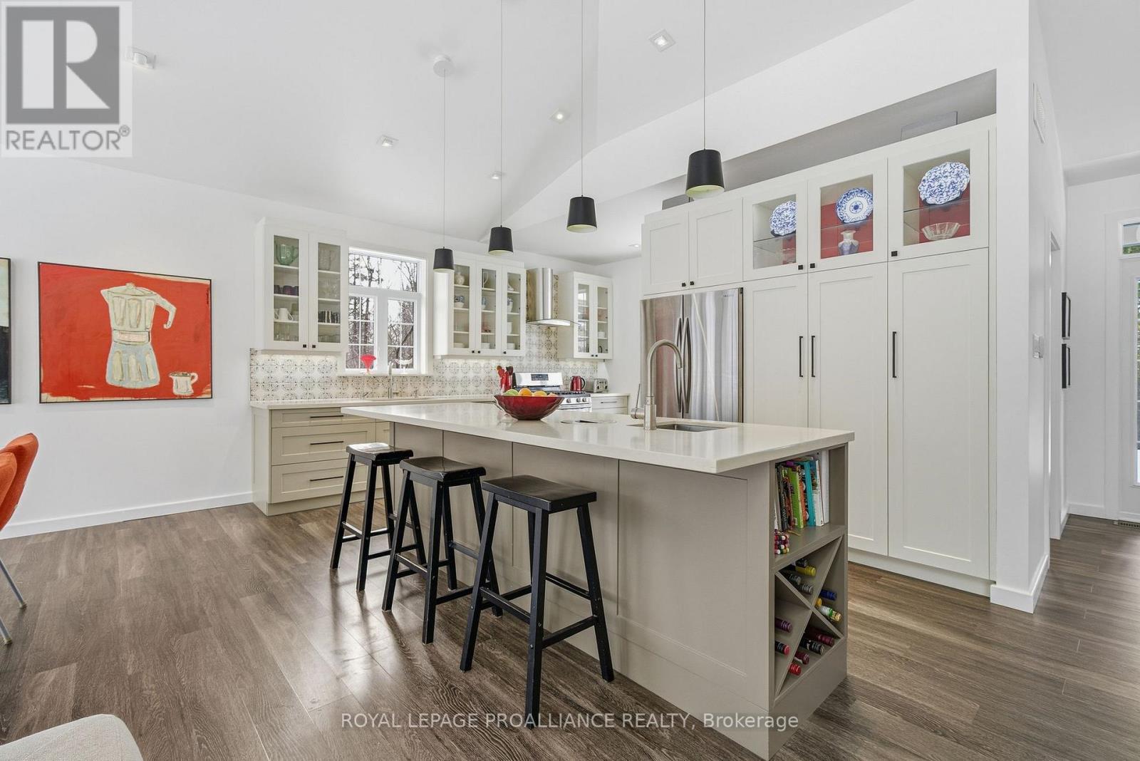 602 Elmbrook Road, Prince Edward County (Sophiasburg Ward), Ontario  K0K 2T0 - Photo 17 - X12821344