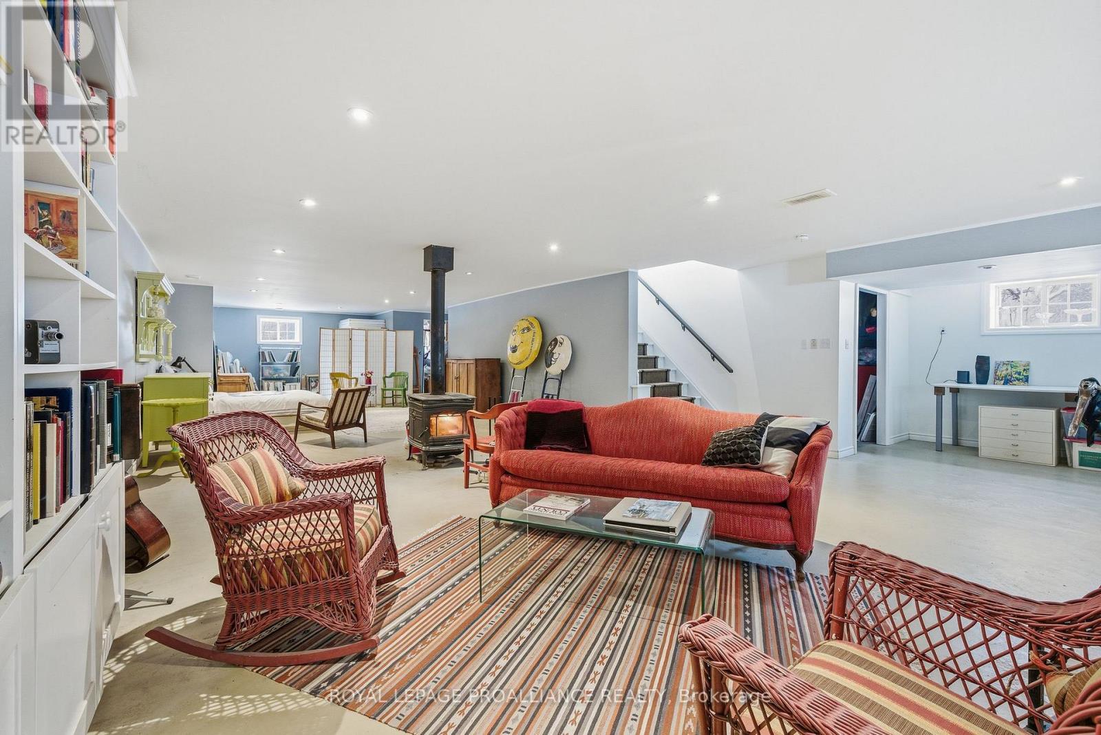 602 Elmbrook Road, Prince Edward County (Sophiasburg Ward), Ontario  K0K 2T0 - Photo 35 - X12821344