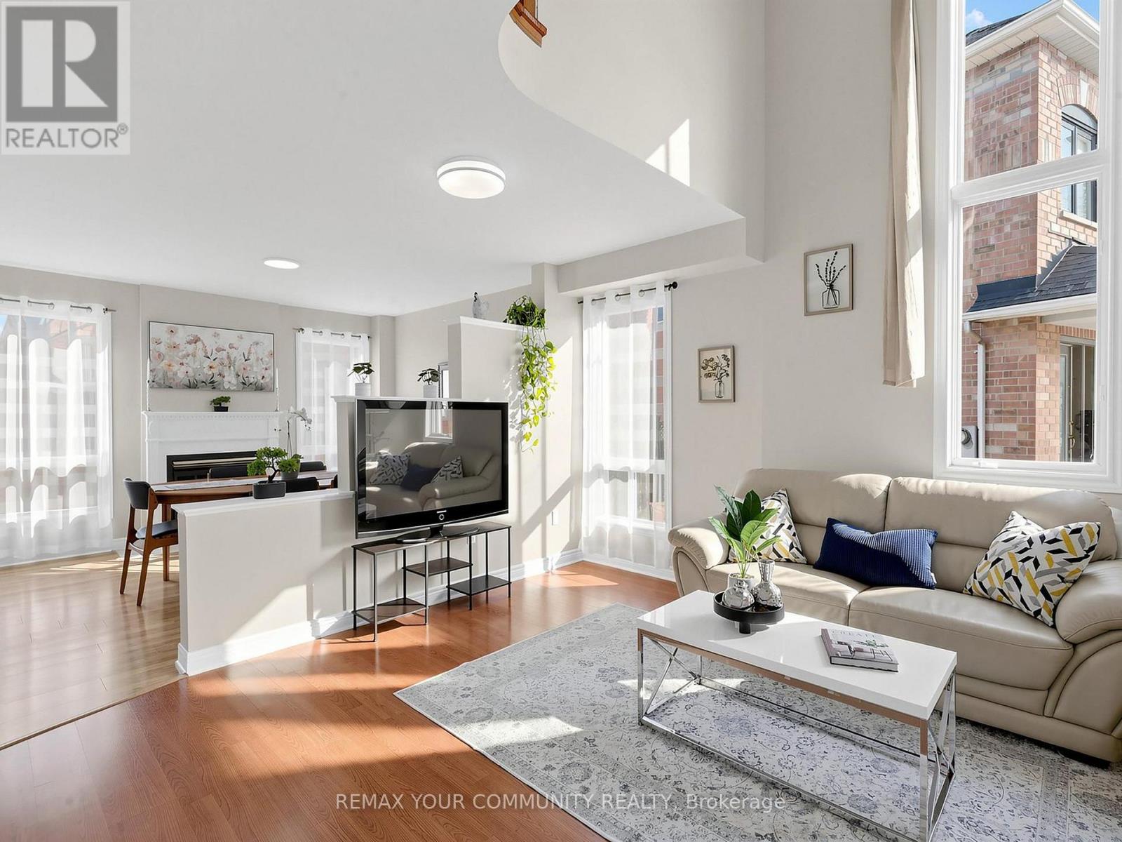 139 Mondavi Road, Vaughan, Ontario  L4H 1L5 - Photo 4 - N12848318