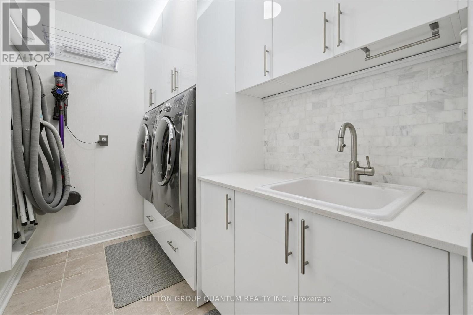 68 Westowanis Drive, Toronto, Ontario  M9W 0C2 - Photo 16 - W12850322