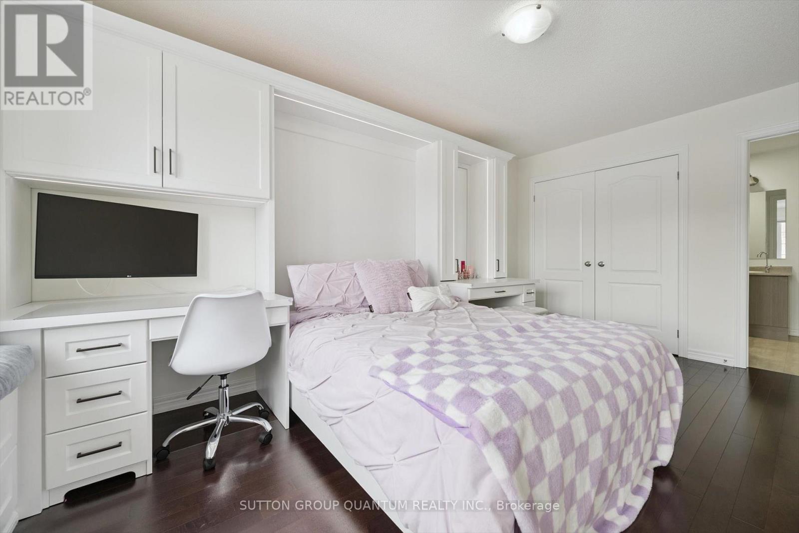 68 Westowanis Drive, Toronto, Ontario  M9W 0C2 - Photo 27 - W12850322