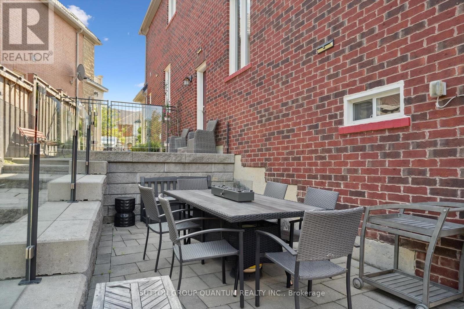 68 Westowanis Drive, Toronto, Ontario  M9W 0C2 - Photo 43 - W12850322