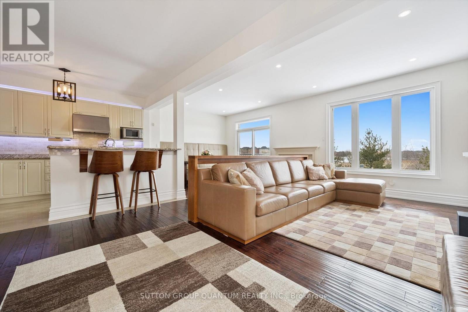 68 Westowanis Drive, Toronto, Ontario  M9W 0C2 - Photo 6 - W12850322