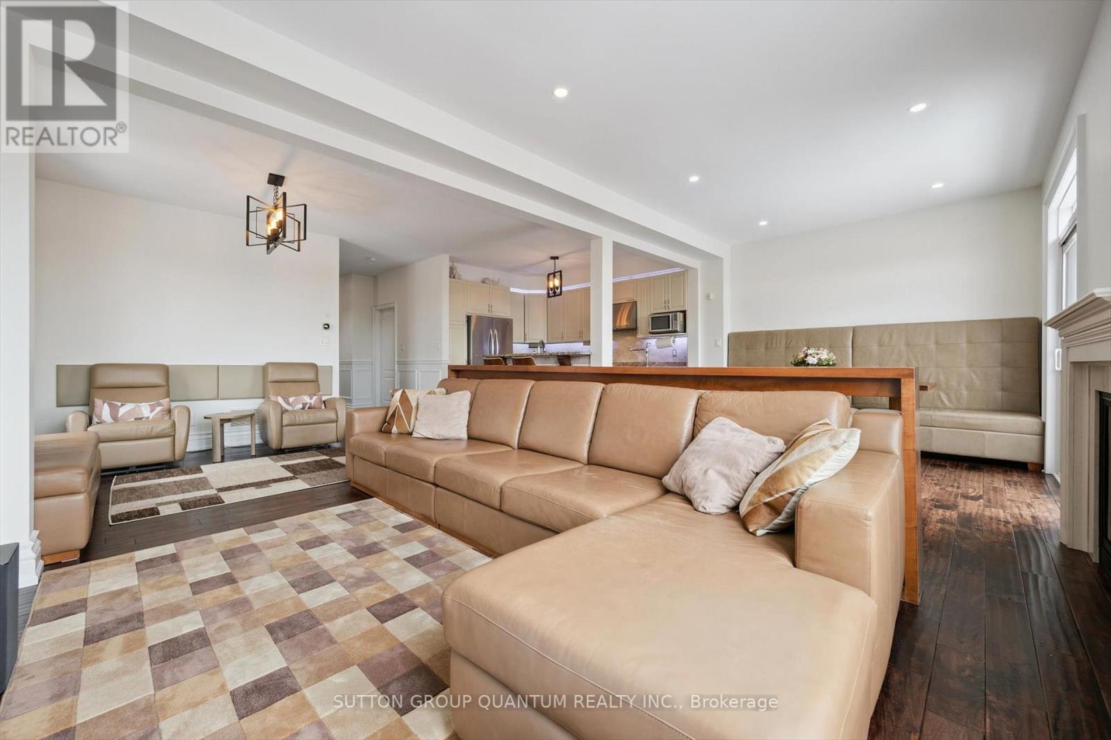 68 Westowanis Drive, Toronto, Ontario  M9W 0C2 - Photo 7 - W12850322