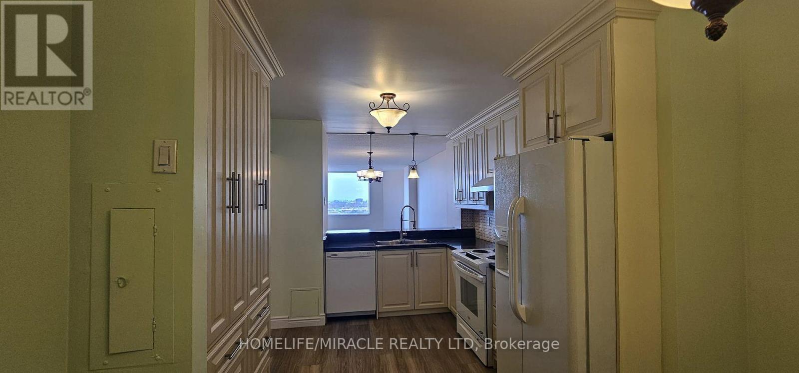 Ph 12 - 234 Albion Road, Toronto, Ontario  M9W 6A5 - Photo 10 - W12850348