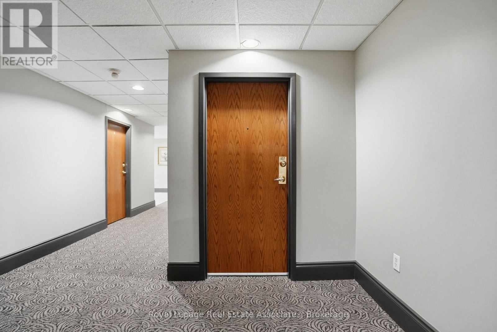 107 - 4006 Kilmer Drive, Burlington, Ontario  L7M 4W4 - Photo 29 - W12850402