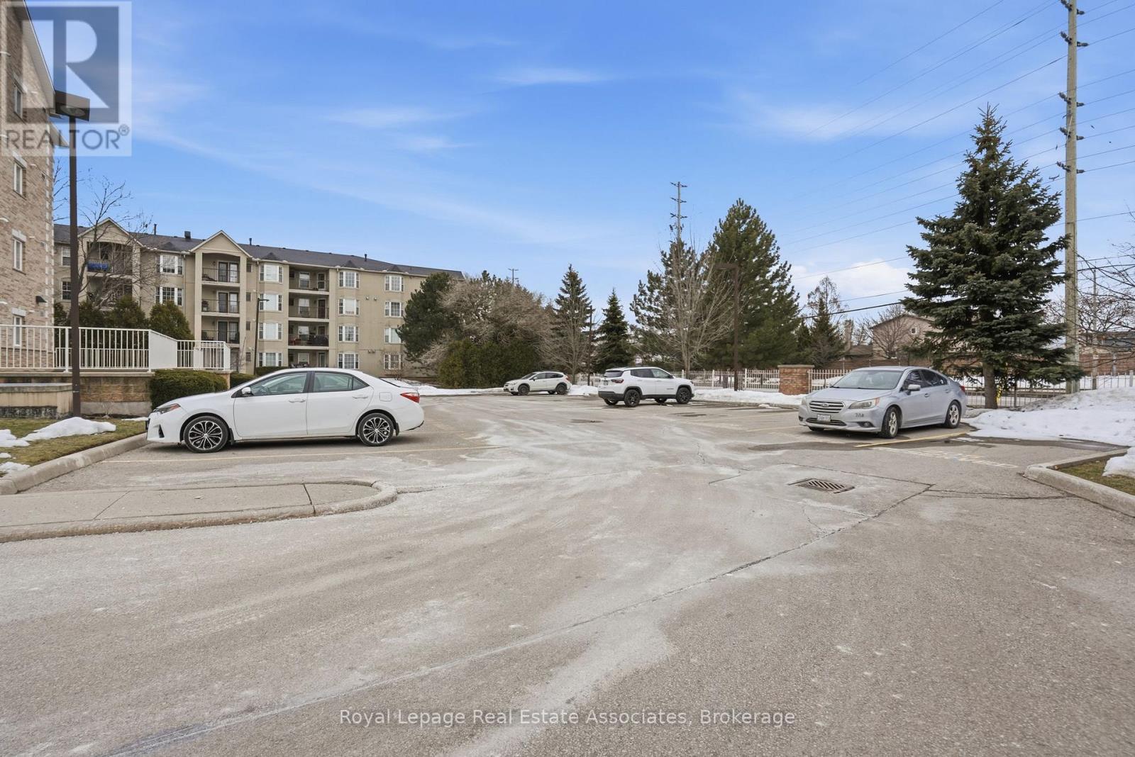 107 - 4006 Kilmer Drive, Burlington, Ontario  L7M 4W4 - Photo 37 - W12850402