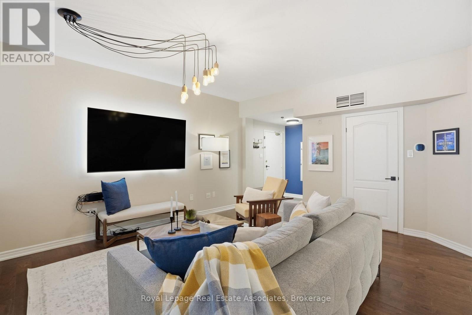 107 - 4006 Kilmer Drive, Burlington, Ontario  L7M 4W4 - Photo 8 - W12850402