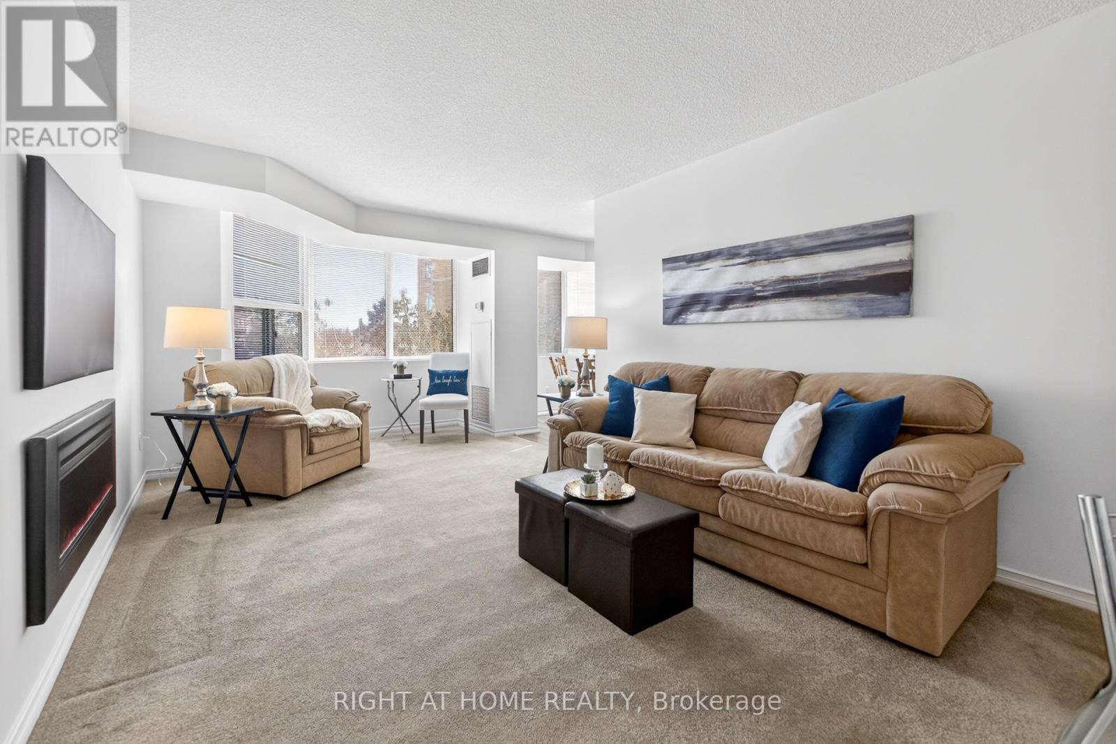 210 - 100 Millside Drive, Milton, Ontario  L9T 5E2 - Photo 10 - W12850458