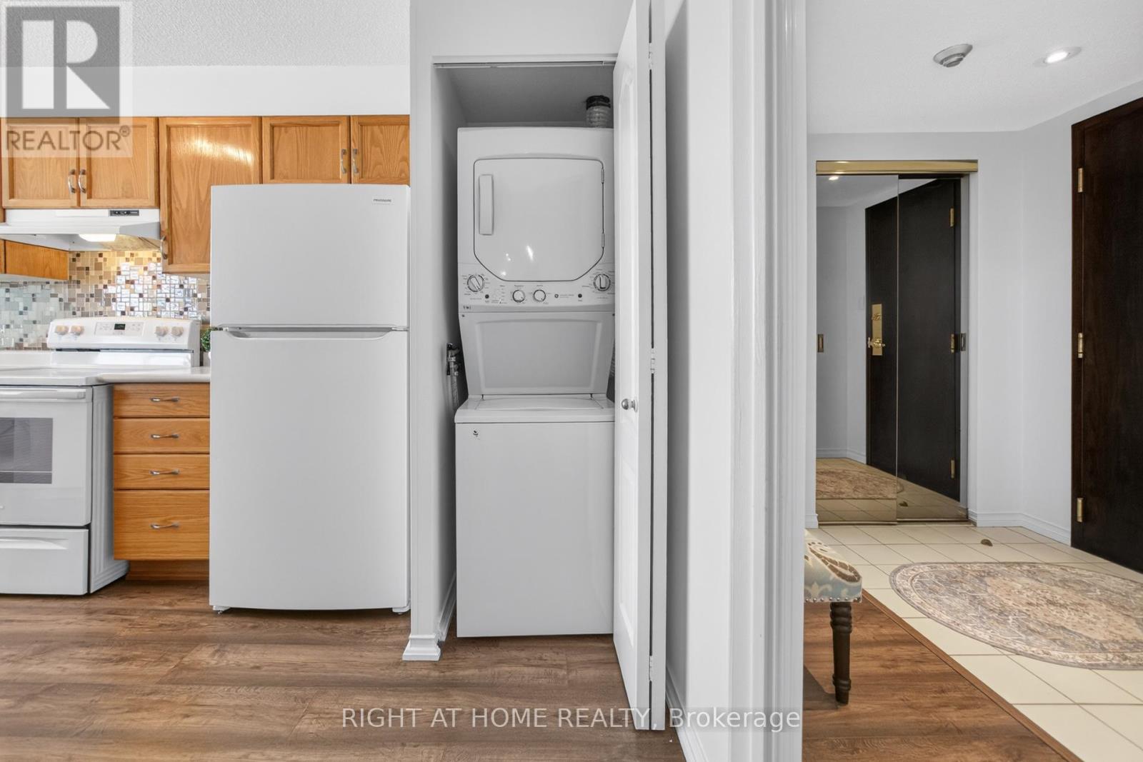 210 - 100 Millside Drive, Milton, Ontario  L9T 5E2 - Photo 25 - W12850458