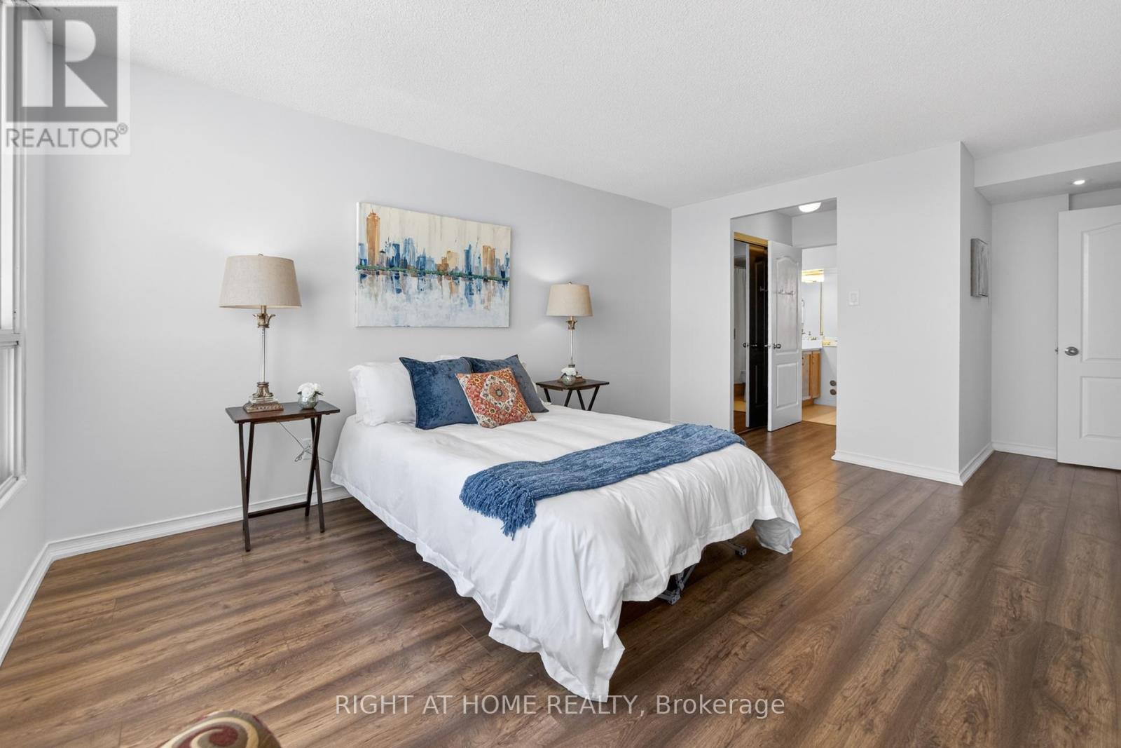 210 - 100 Millside Drive, Milton, Ontario  L9T 5E2 - Photo 37 - W12850458