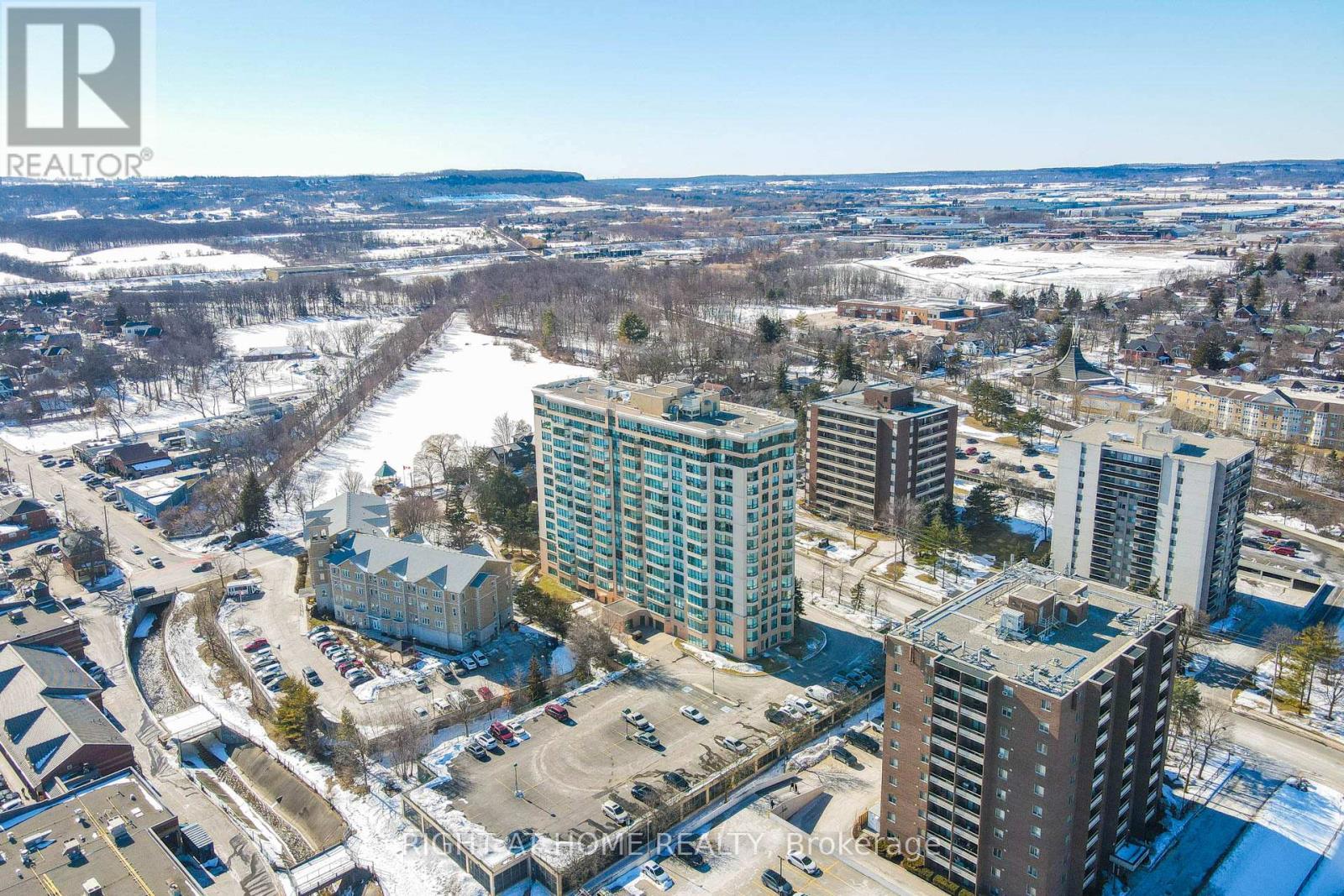 210 - 100 Millside Drive, Milton, Ontario  L9T 5E2 - Photo 50 - W12850458