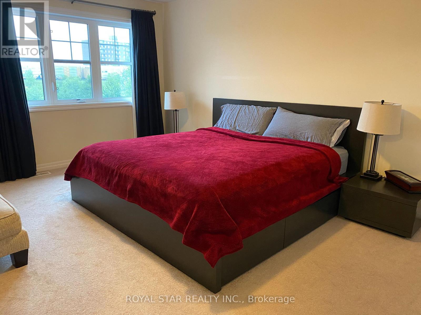 94 Hanson Crescent, Milton, Ontario  L9T 2X5 - Photo 12 - W12850464