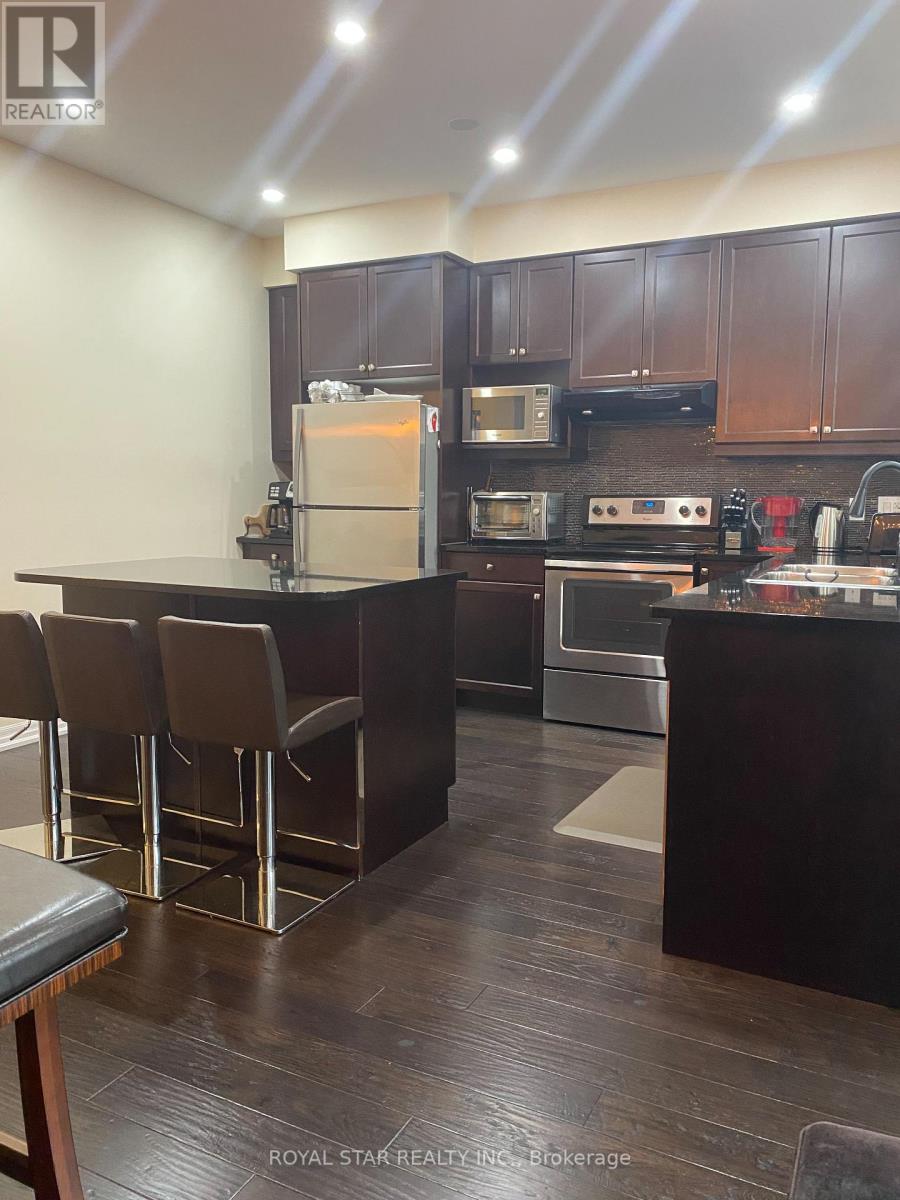 94 Hanson Crescent, Milton, Ontario  L9T 2X5 - Photo 8 - W12850464