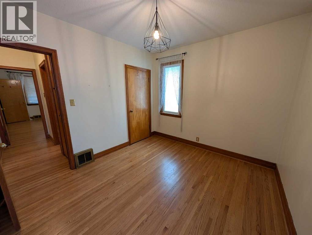 60 6 Street Sw, Medicine Hat, Alberta  T1A 4H8 - Photo 21 - A2290698