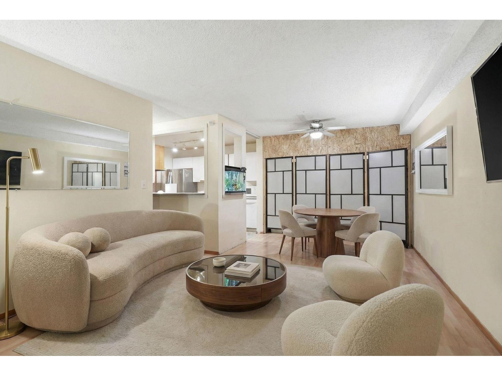 106 10626 151a Street, Surrey, British Columbia  V3R 8K7 - Photo 3 - R3094834