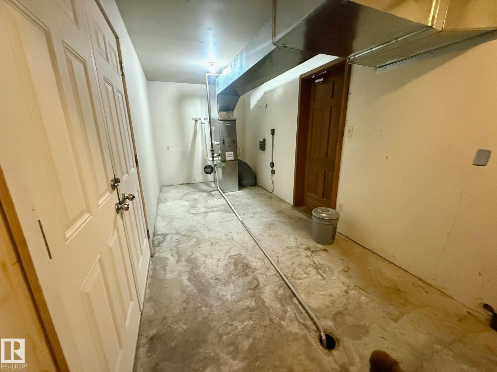 6426 37b Av Nw, Edmonton, Alberta  T6L 1R2 - Photo 34 - E4476045