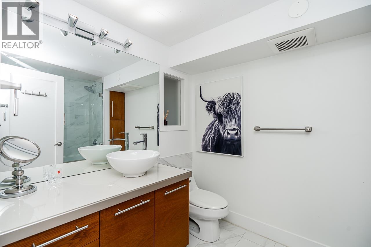 Listing Picture 12 of 21 : 212 1238 SEYMOUR STREET, Vancouver / 溫哥華 - 魯藝地產 Yvonne Lu Group - MLS Medallion Club Member