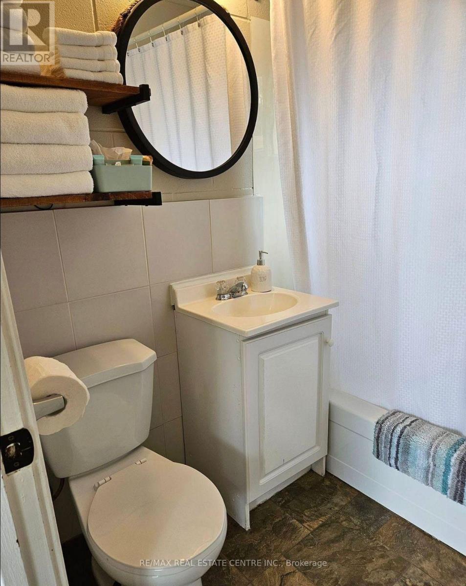 9717 Army Camp Road, Lambton Shores, Ontario  N0N 1J3 - Photo 21 - X12850372