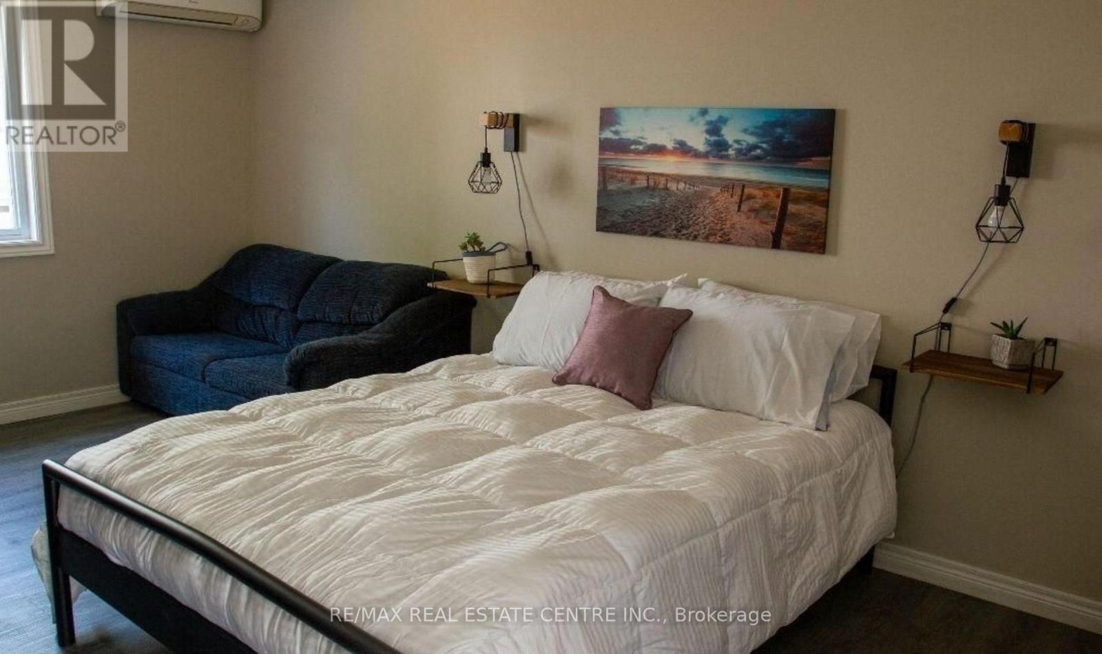 9717 Army Camp Road, Lambton Shores, Ontario  N0N 1J3 - Photo 23 - X12850372