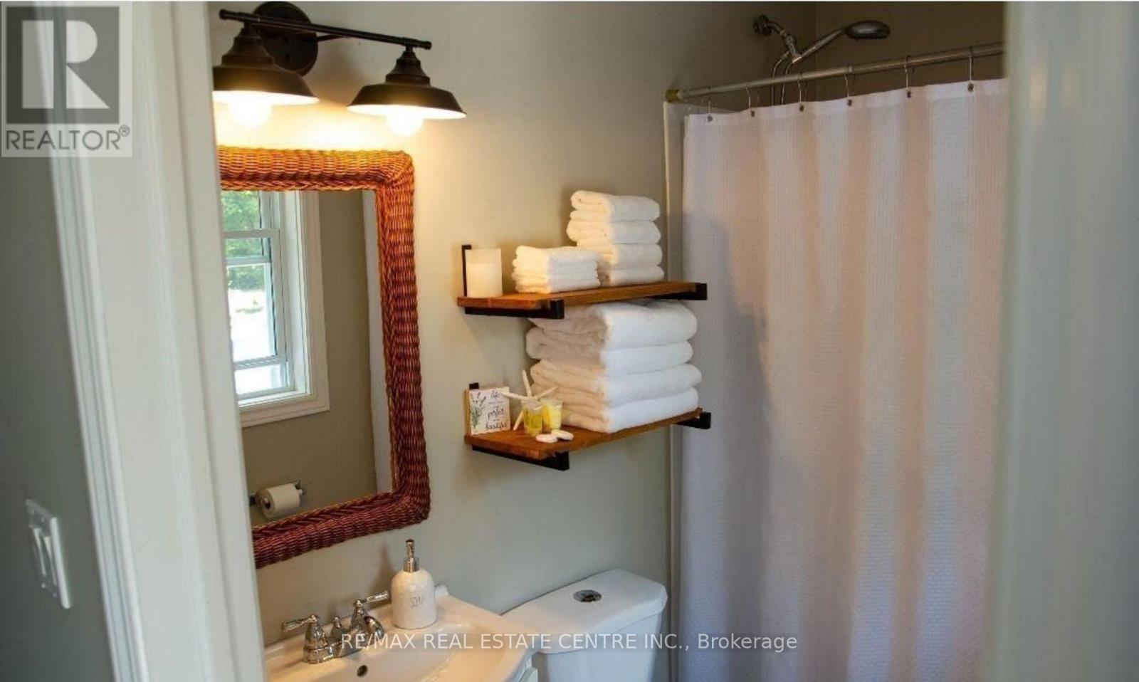 9717 Army Camp Road, Lambton Shores, Ontario  N0N 1J3 - Photo 25 - X12850372