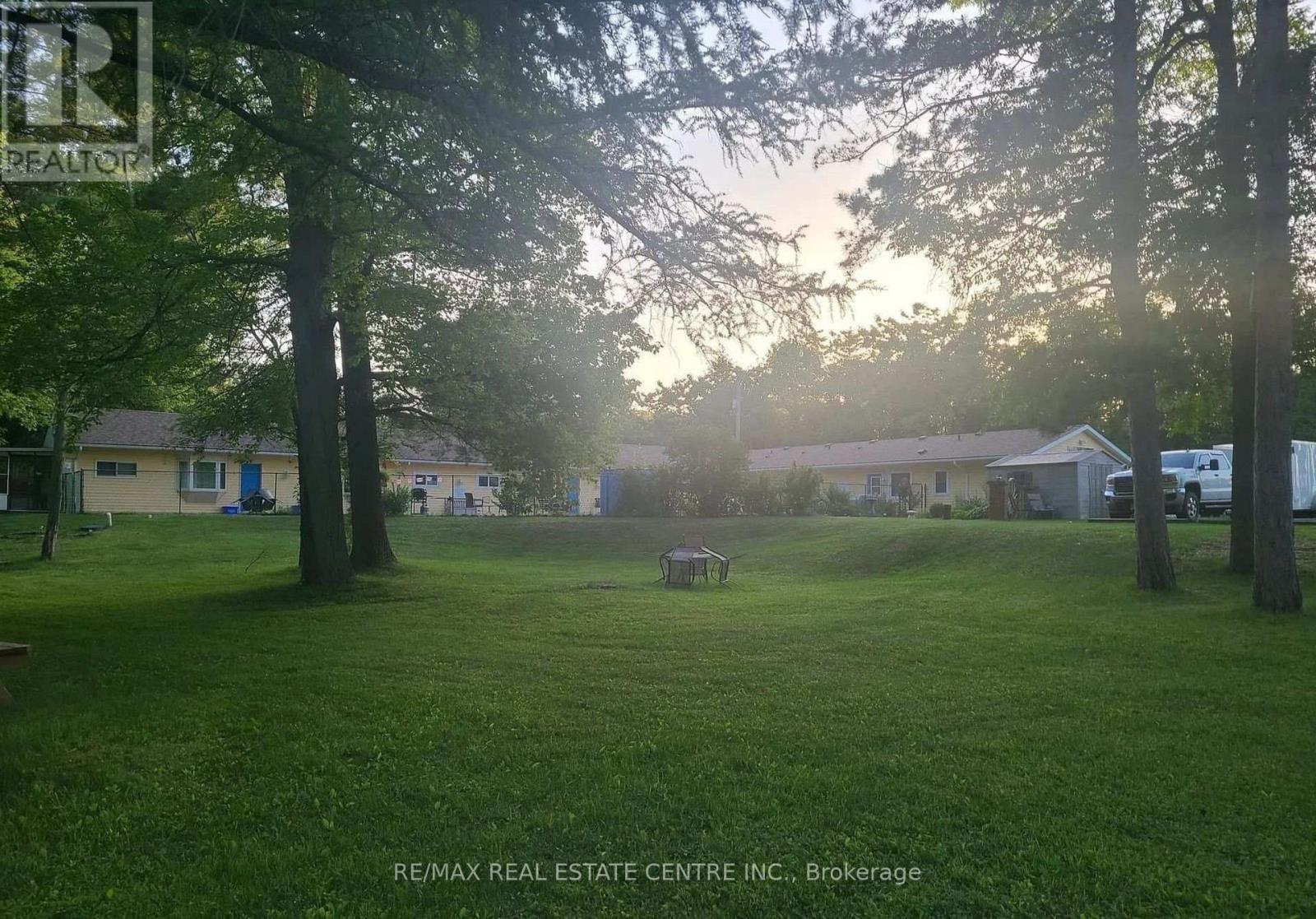 9717 Army Camp Road, Lambton Shores, Ontario  N0N 1J3 - Photo 3 - X12850372