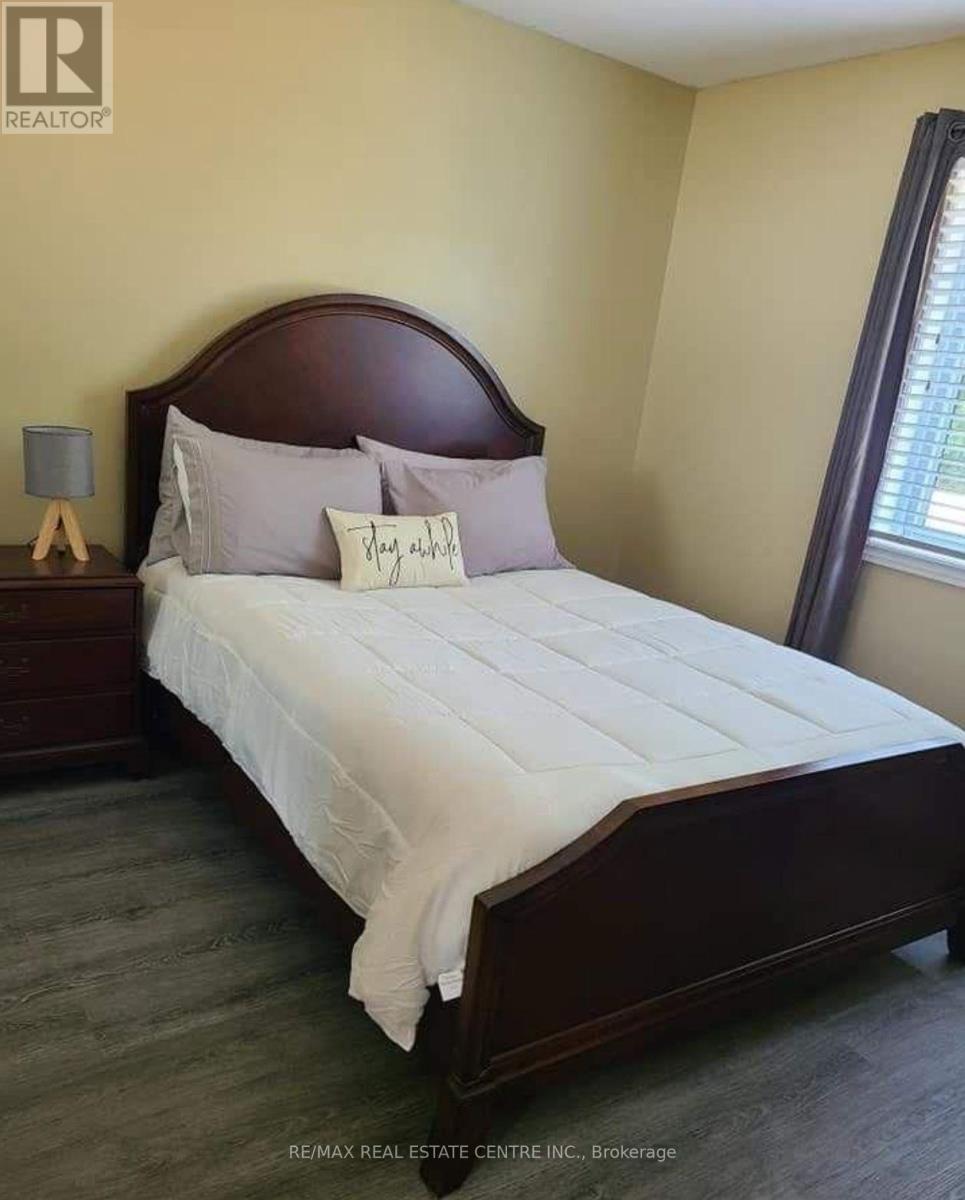 9717 Army Camp Road, Lambton Shores, Ontario  N0N 1J3 - Photo 34 - X12850372