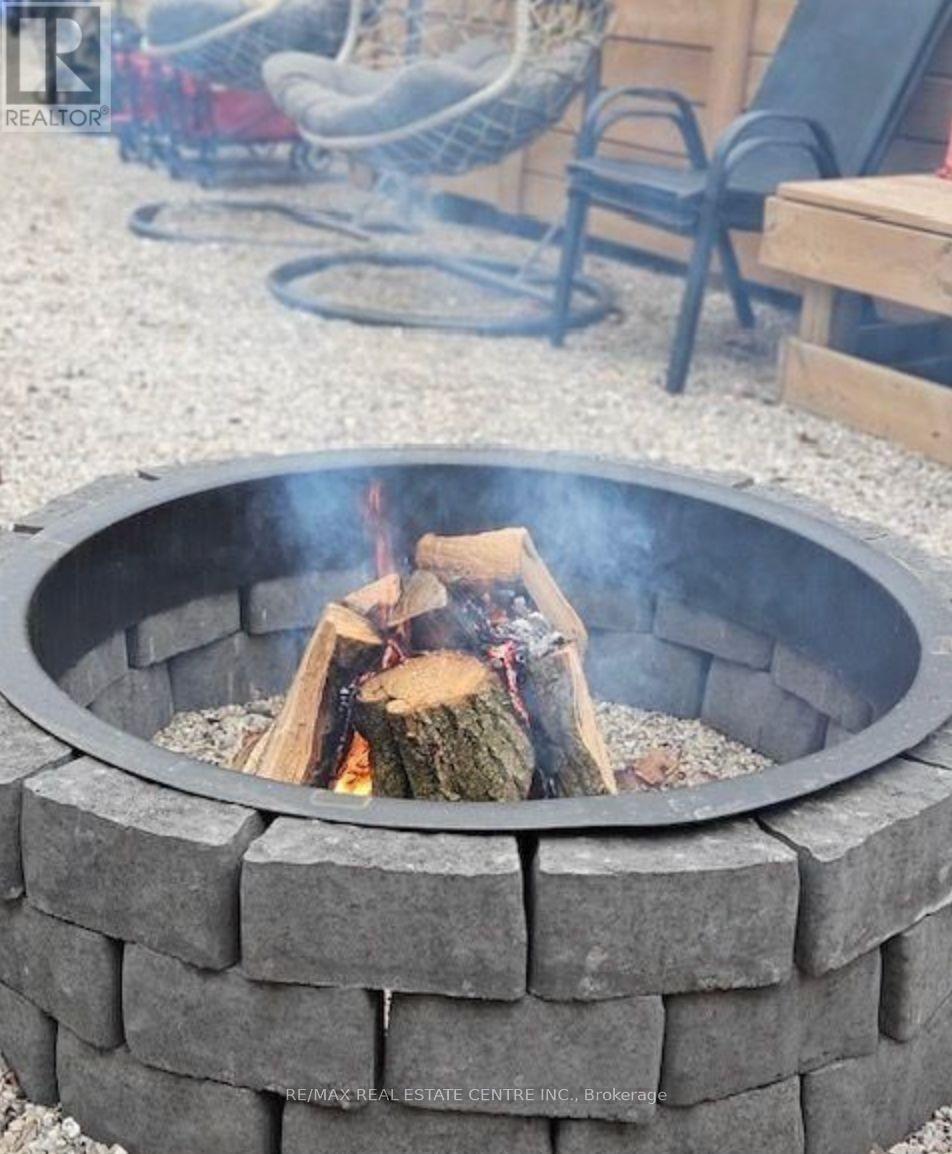 9717 Army Camp Road, Lambton Shores, Ontario  N0N 1J3 - Photo 43 - X12850372