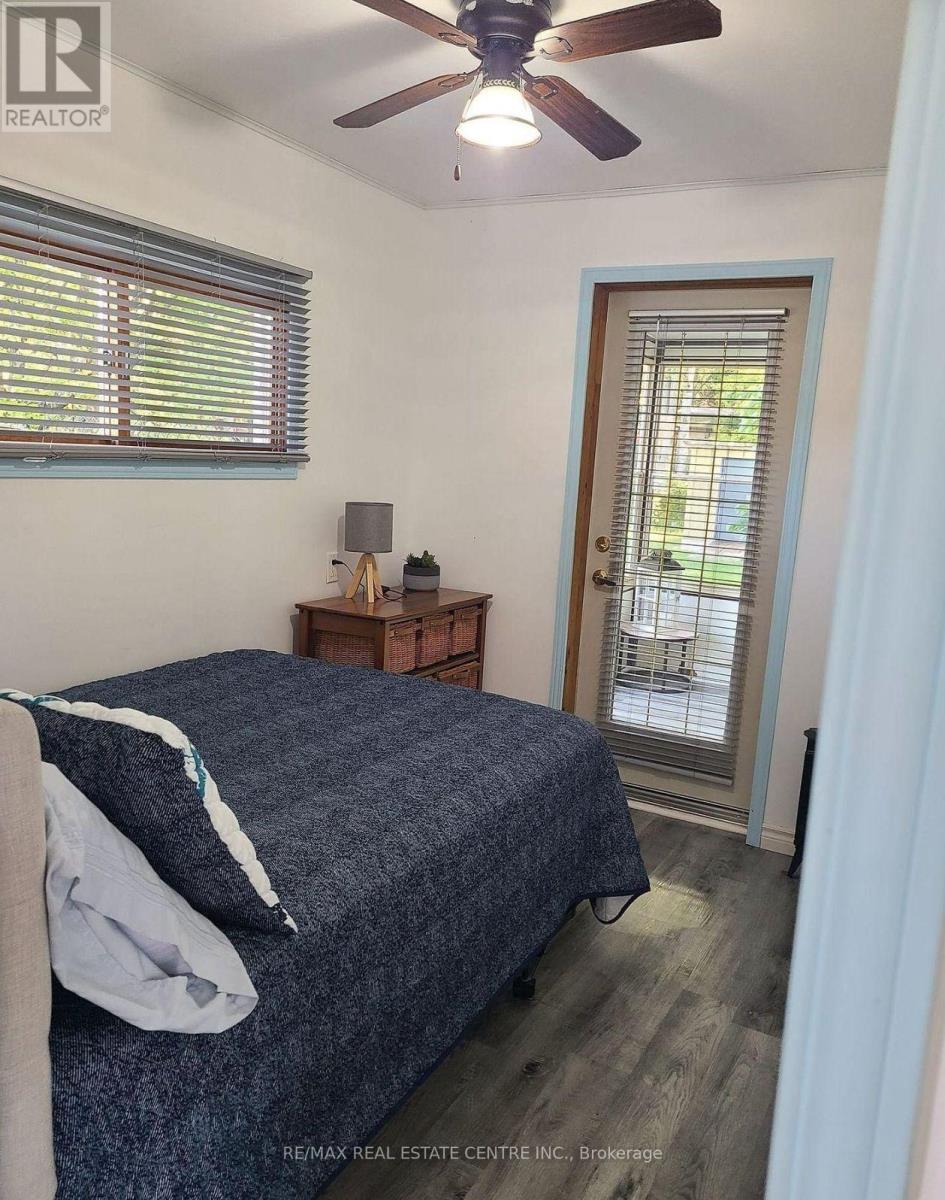 9717 Army Camp Road, Lambton Shores, Ontario  N0N 1J3 - Photo 6 - X12850372