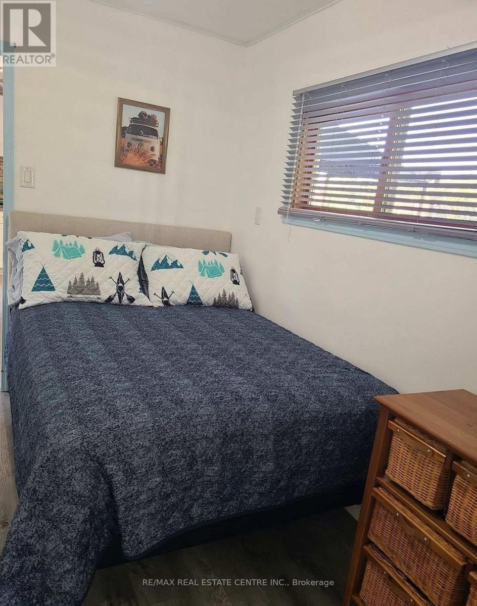 9717 Army Camp Road, Lambton Shores, Ontario  N0N 1J3 - Photo 7 - X12850372