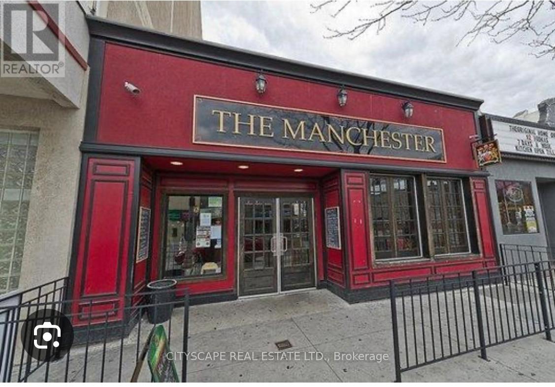 546 OUELLETTE AVENUE W, Windsor, Ontario