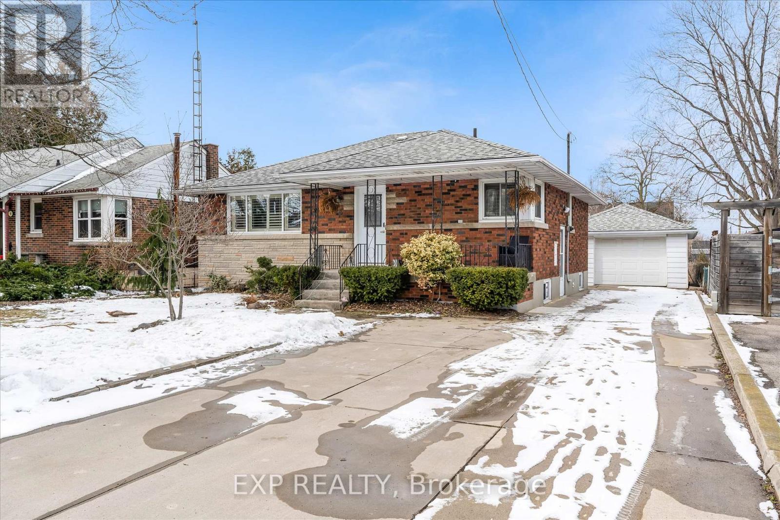 BSMT - 86 DANA DRIVE, Hamilton, Ontario