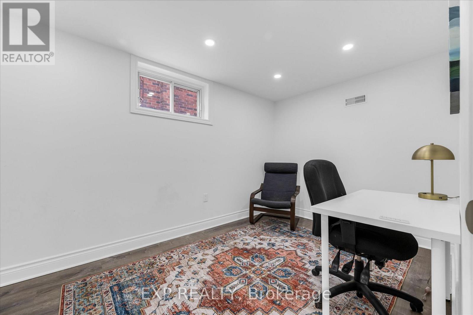 Bsmt - 86 Dana Drive, Hamilton, Ontario  L9A 3H8 - Photo 11 - X12850546